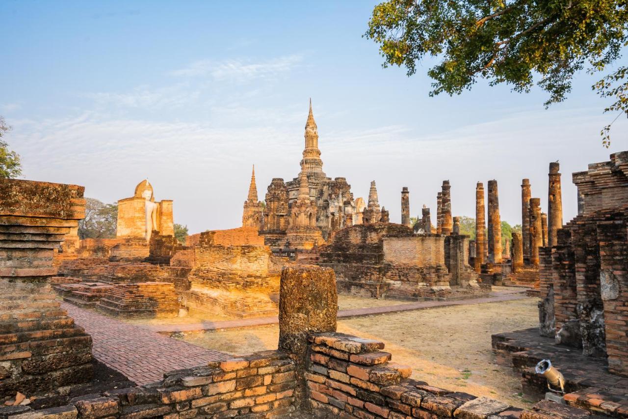 Le Charme Sukhothai Historical Park Exterior photo